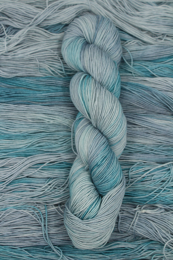 Blue Collar Style 4ply hand dyed merno yarn