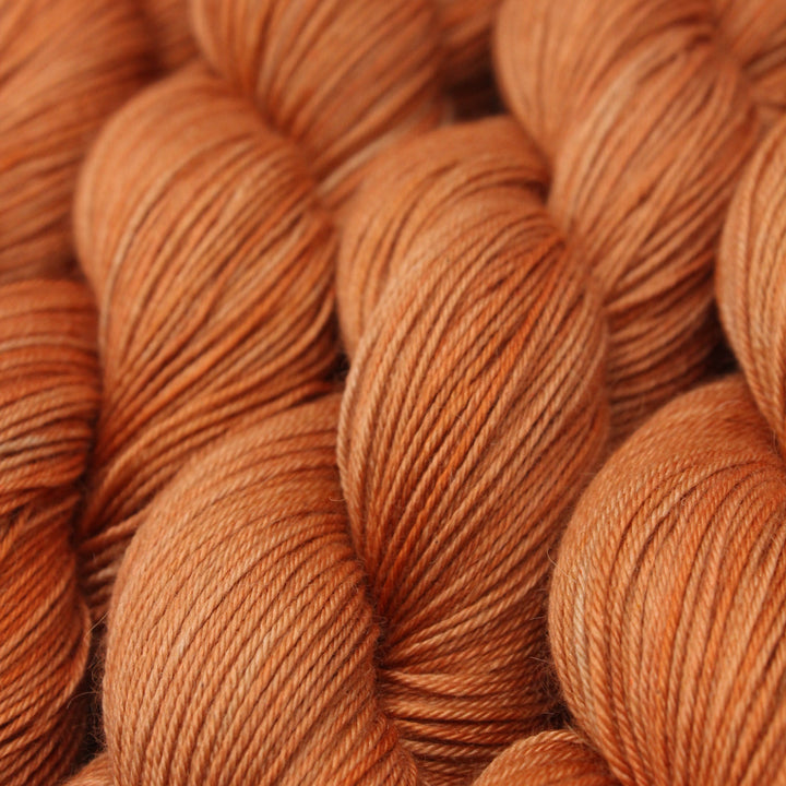Handdyed camel yarn orange