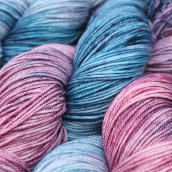 Handdyed yarn merino 4ply pink blue