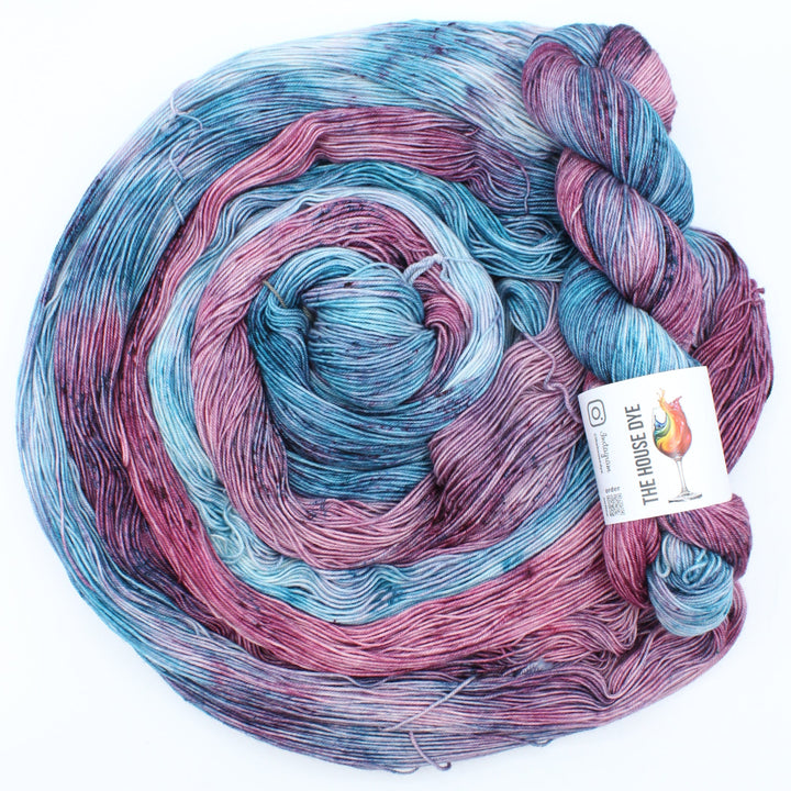 Handdyed yarn merino 4ply pink blue