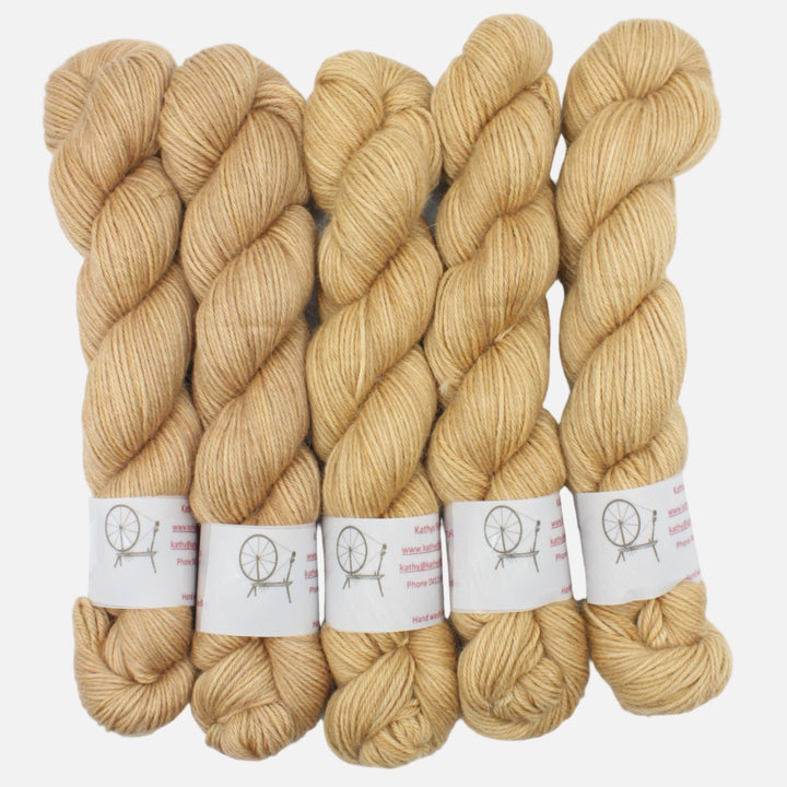 Handdyed Aplaca yarn Brown