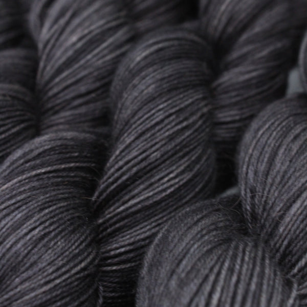 Hand dyed camel yarn black
