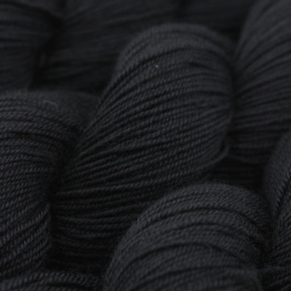 Darkness - Flinders (Yak 4ply)