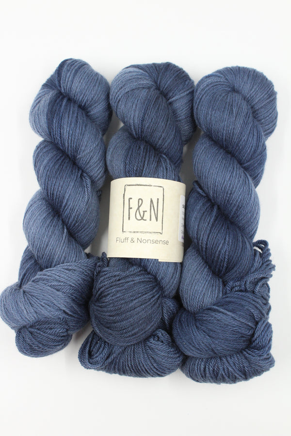 F&N 4ply 100% SRS Merino - Midnight Blue Hydrangea