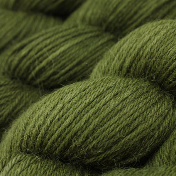 Handdyed Aplaca yarn, green