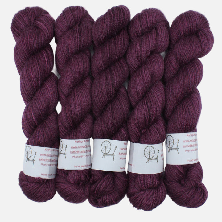 Handdyed Aplaca yarn, Pruple