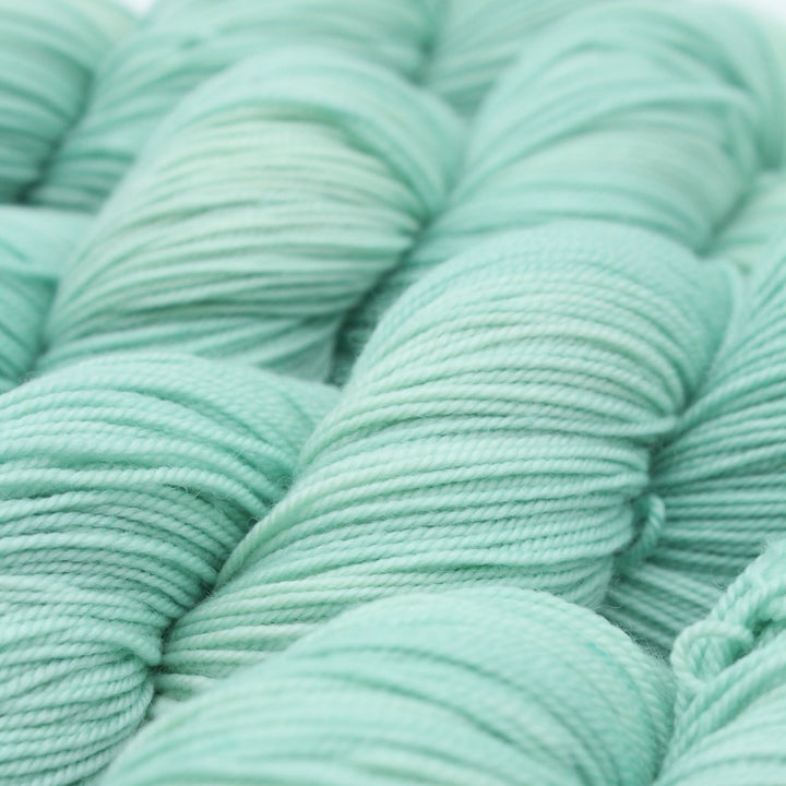 Handdyed yarn merino 4ply fingering blue