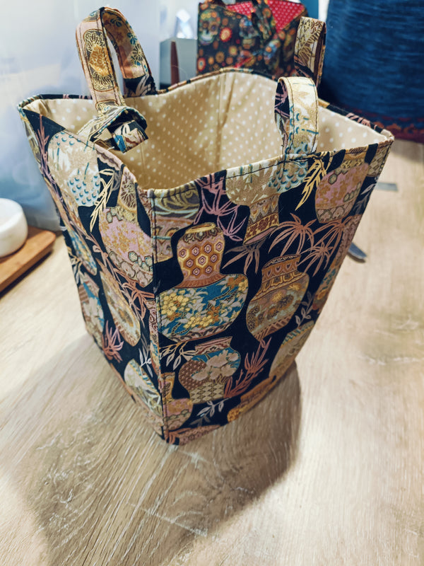 Vases - Quilted Project Bag by Lorraine Small