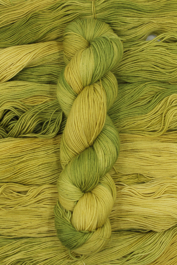 Merino 4ply - Water the Grass Dear