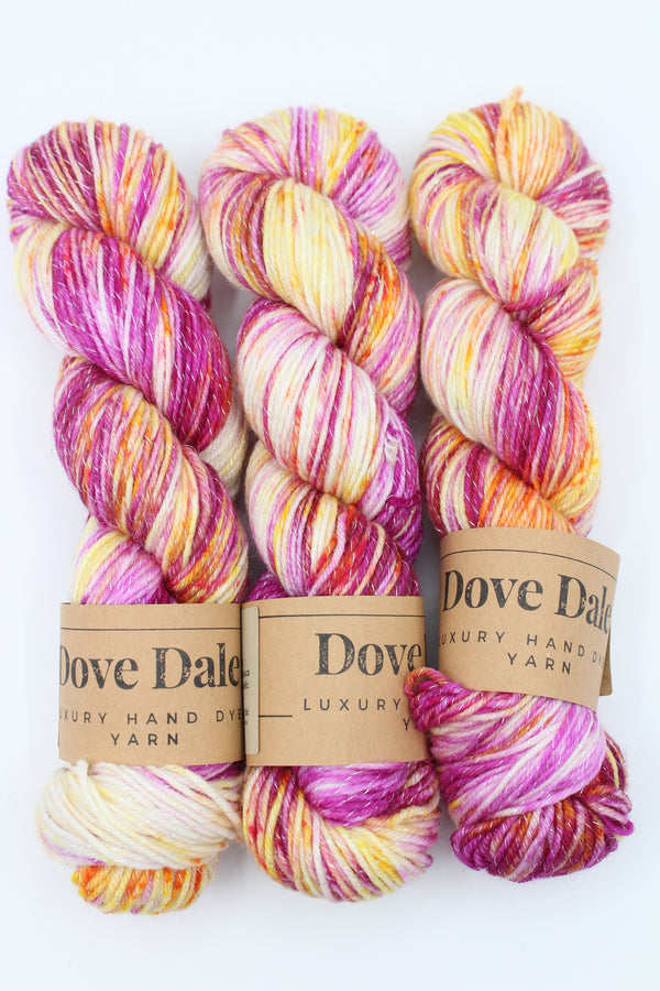 Sparkles 8ply - Frangipani