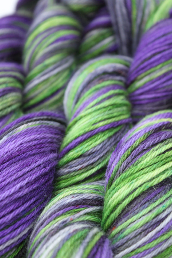 Lantern - Indulgence 8ply