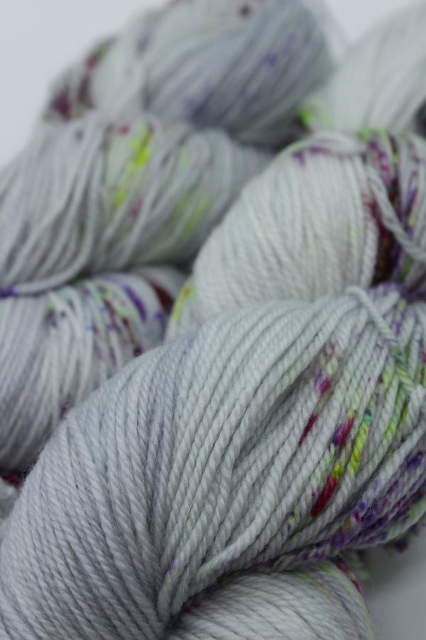 Queen Lime Zelda - Entangled Art Sock