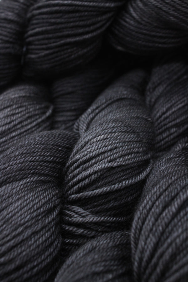 Yak Black - Yak 8ply