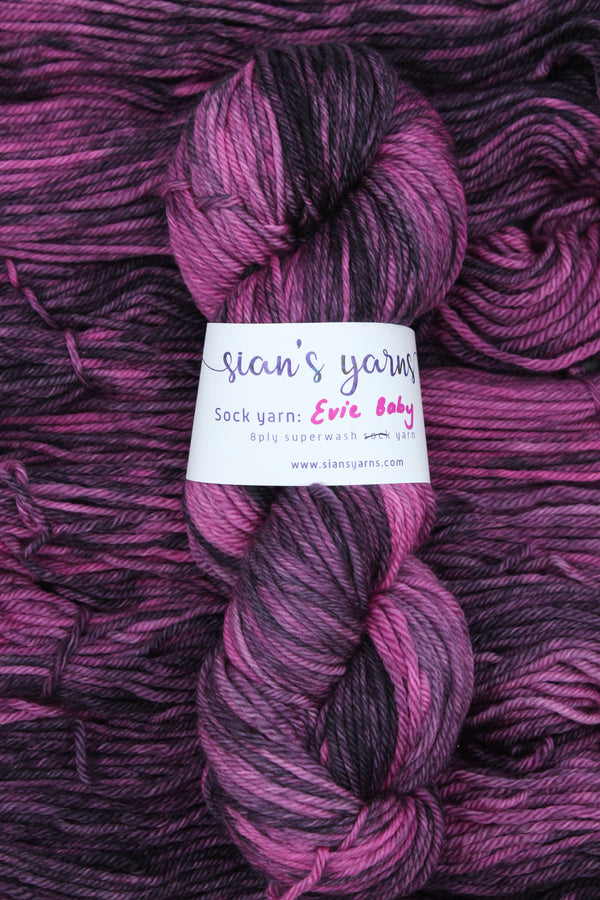 Sian's 8 ply - Evie Baby (LOT2)