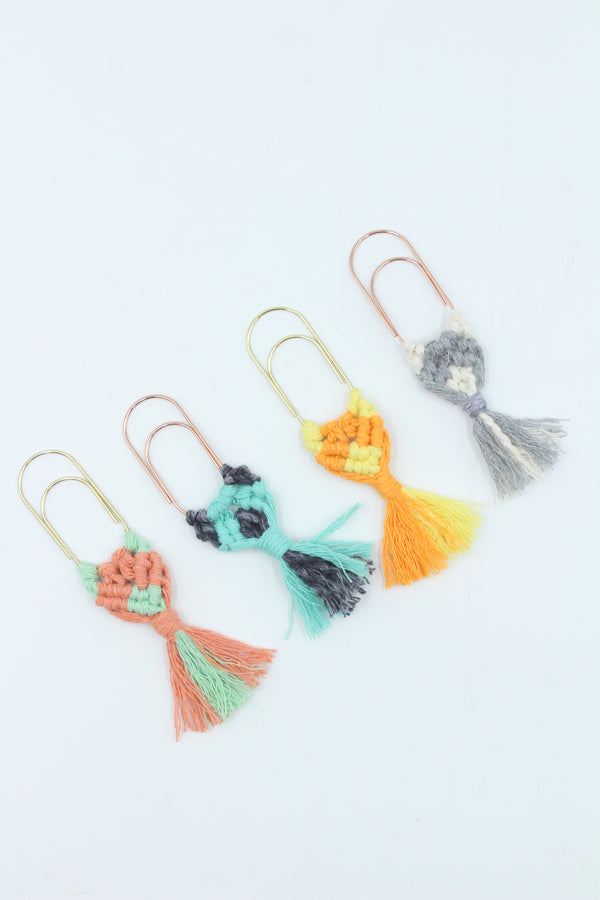 Book Marks - Macrame - 1 PCS - RED-GREEN