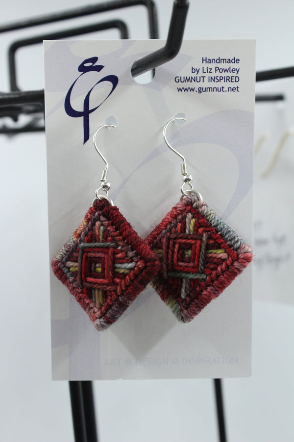 Earrings - Needlepoint - Being Caught - Diamonds (J2376)