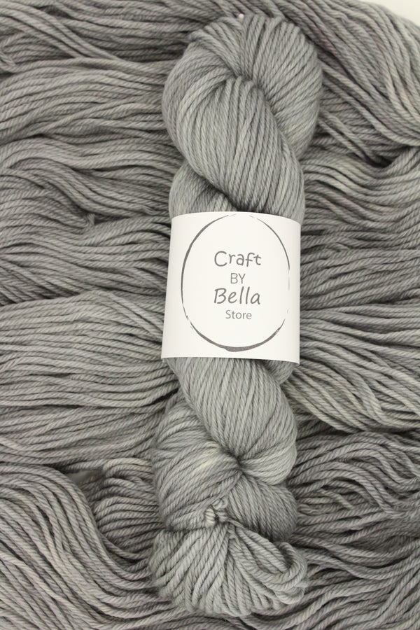 Bella 8ply - Iron Chains