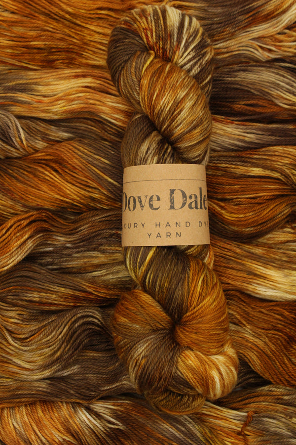 Premium 4ply - Cinnamon Scroll