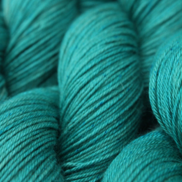 Handdyed Camel Yarn blue