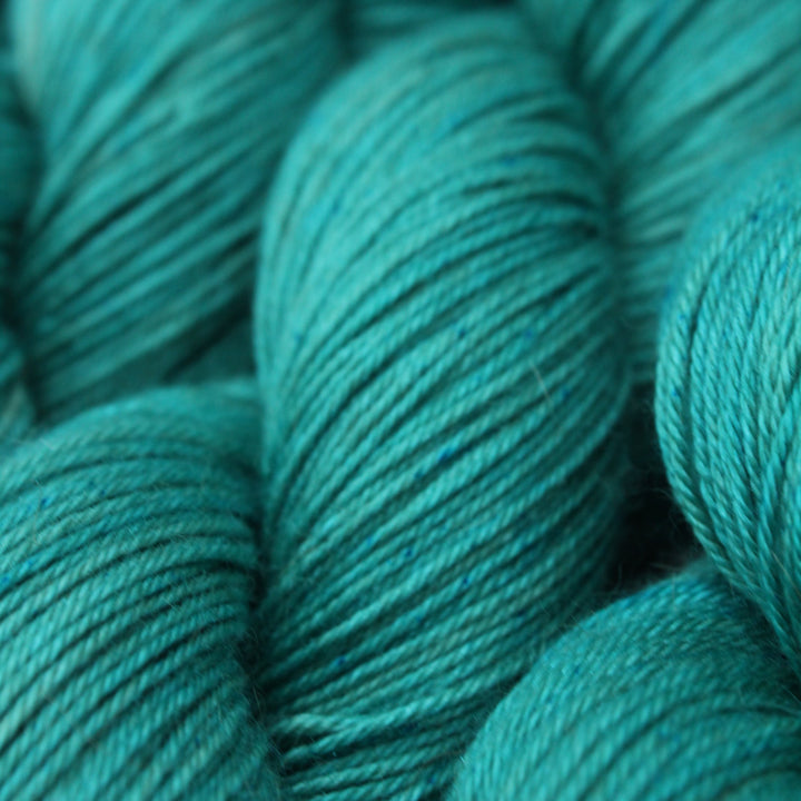 Handdyed Camel Yarn blue