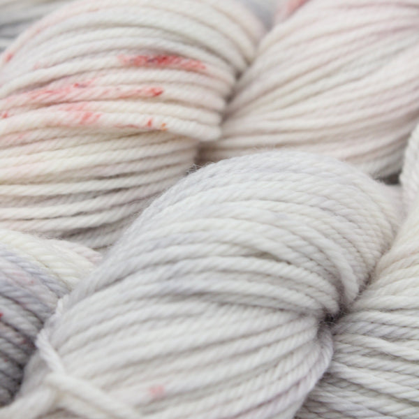 Handdyed Merino yarn 8ply grey pink