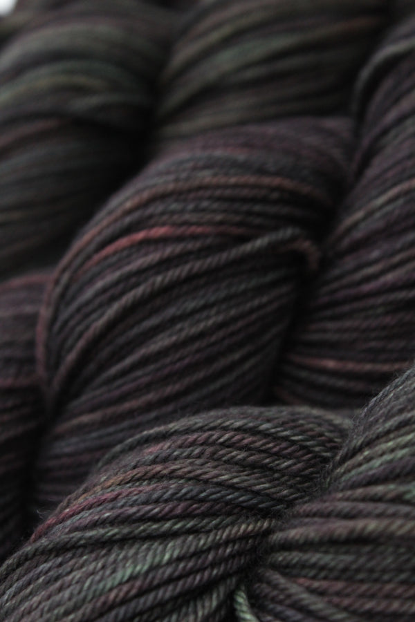 Scarab - Ledgenary Tails - Merino 8ply