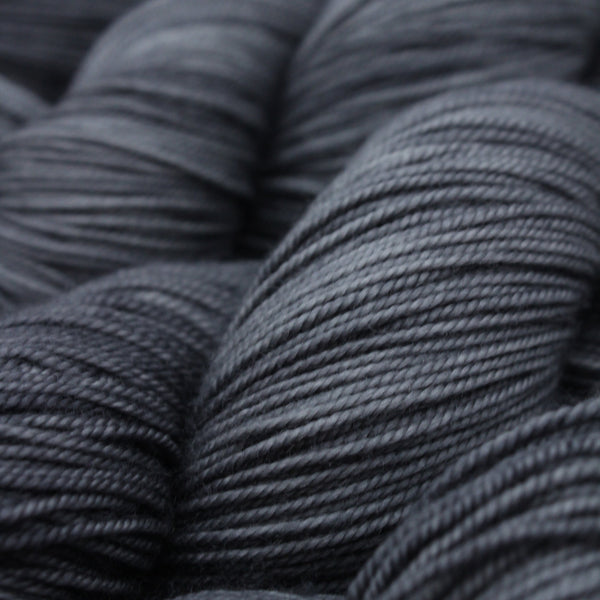 Handdyed Yarn Merino 4ply fingering grey